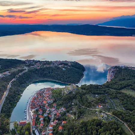 Apartament Ivo *